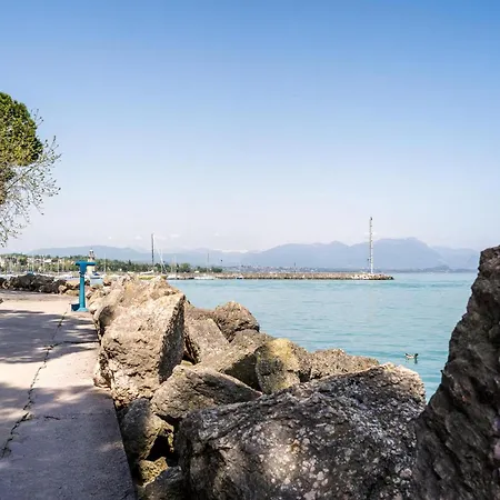 Vakantiehuis Helios Desenzano del Garda